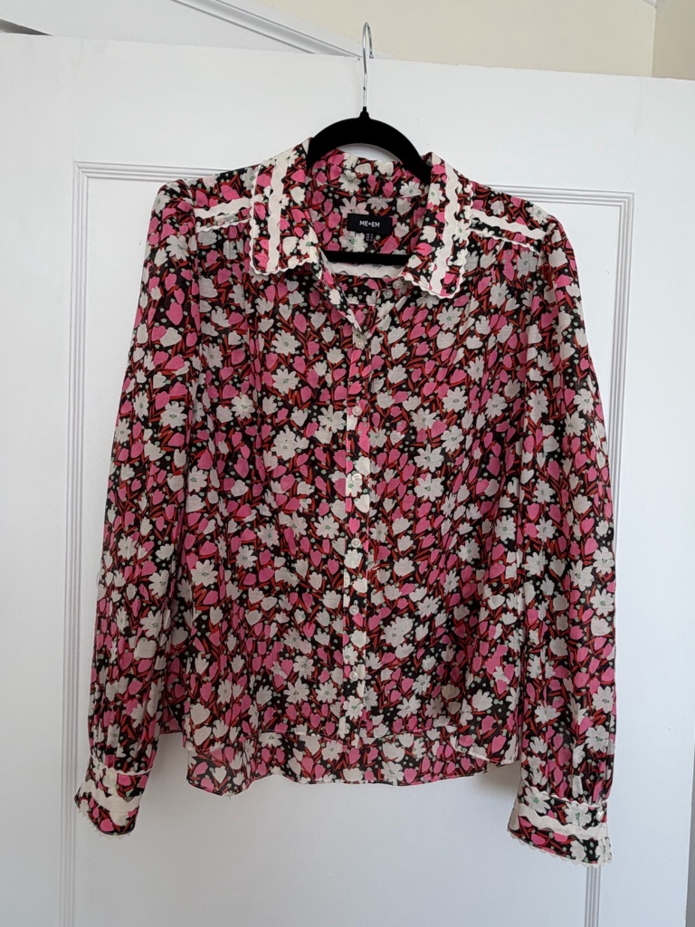 ME+EM Black/Pink Floral Button-Up Blouse